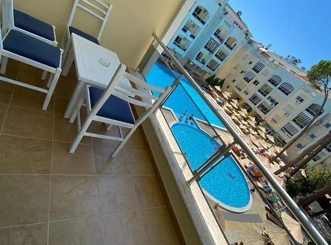 Joni's 10 Appartamento Golem (Tirana)